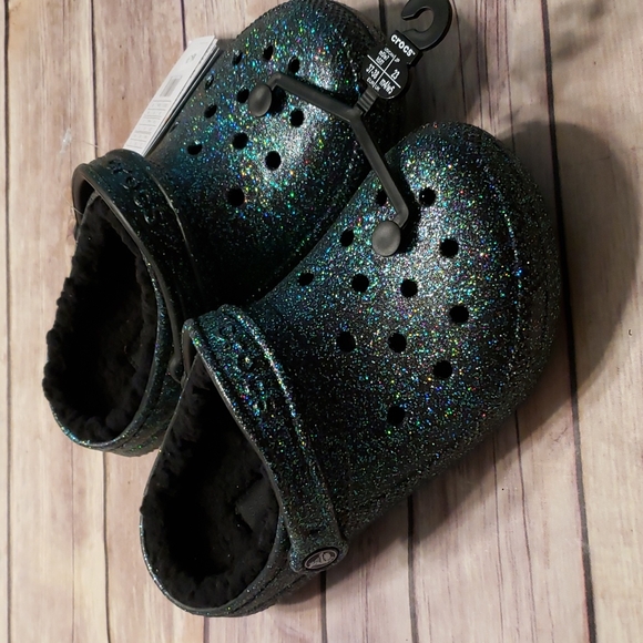 CROCS Shoes - Crocs black with blue glitter lined in size W7 or M5 new tags